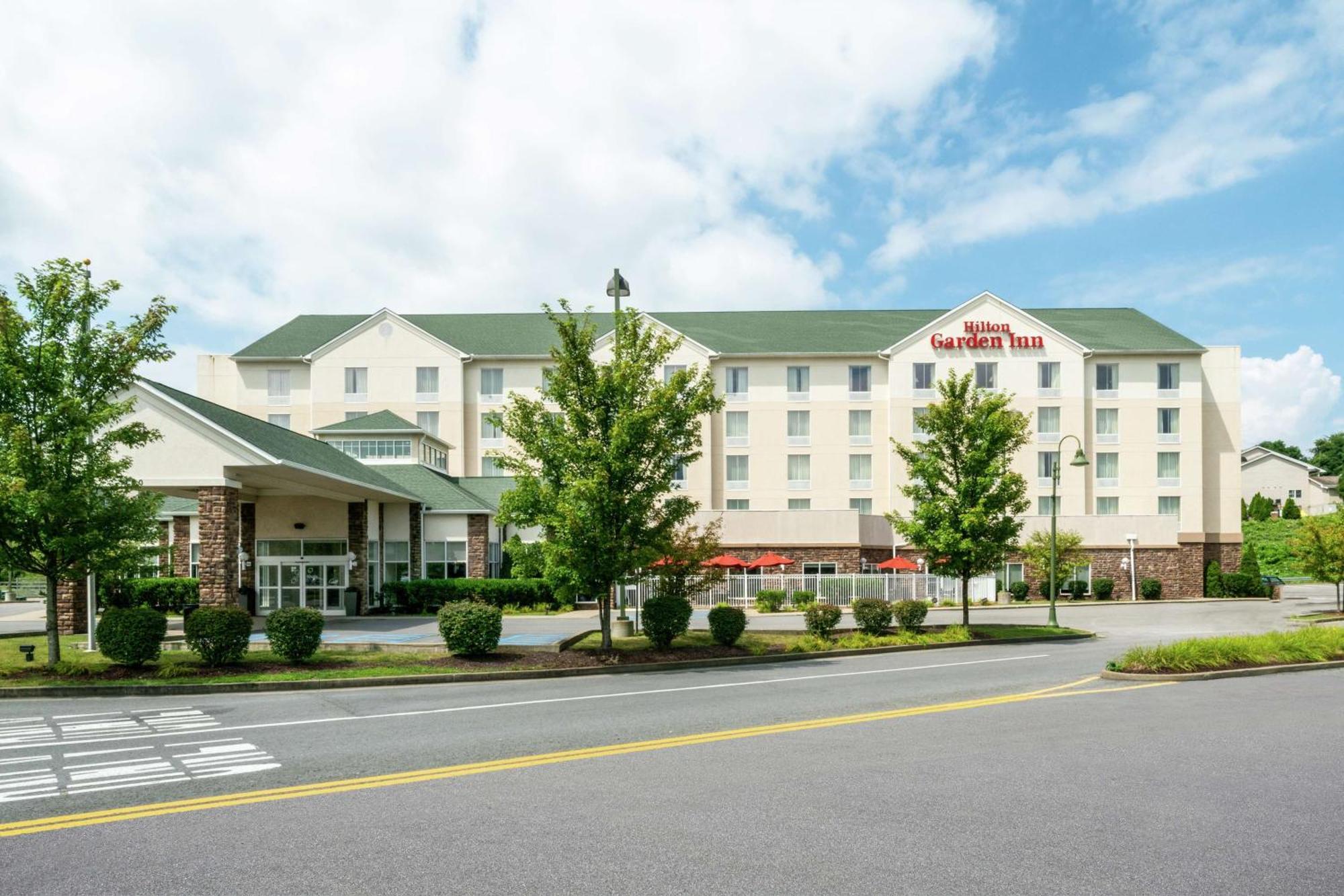 Hilton Garden Inn Morgantown Exteriör bild